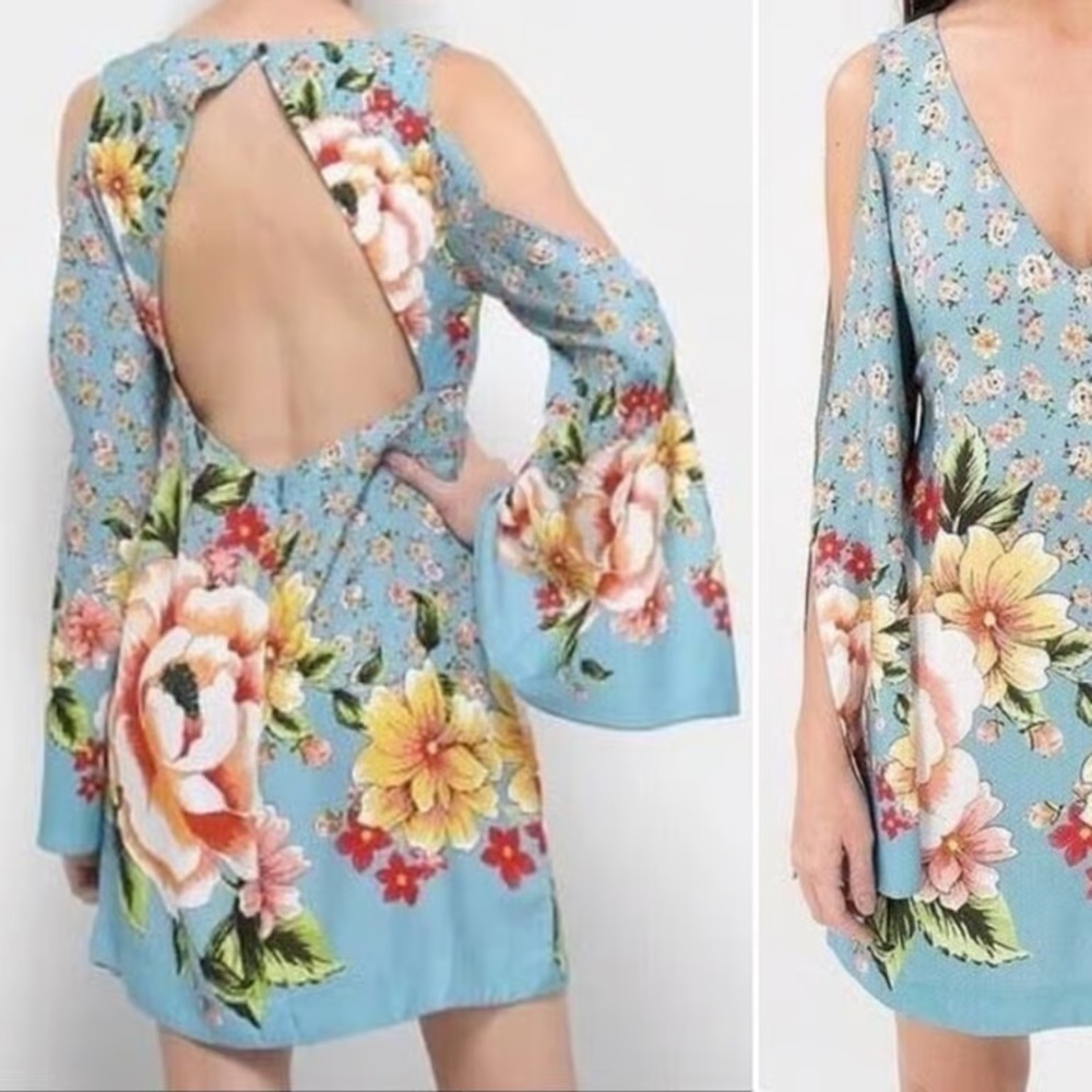 Elegant Backless Floral Dress in Blue